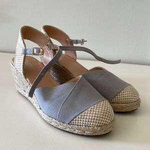 Tinstree Gray-Blue Sandals
